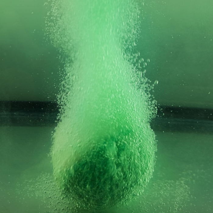 Breathe Therapy Bomb (Cooling Botanical Bath Bomb)